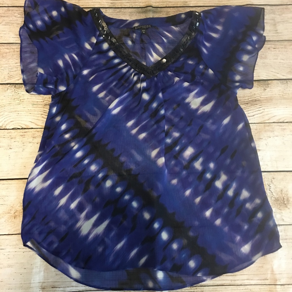 Blue and black express flowy top